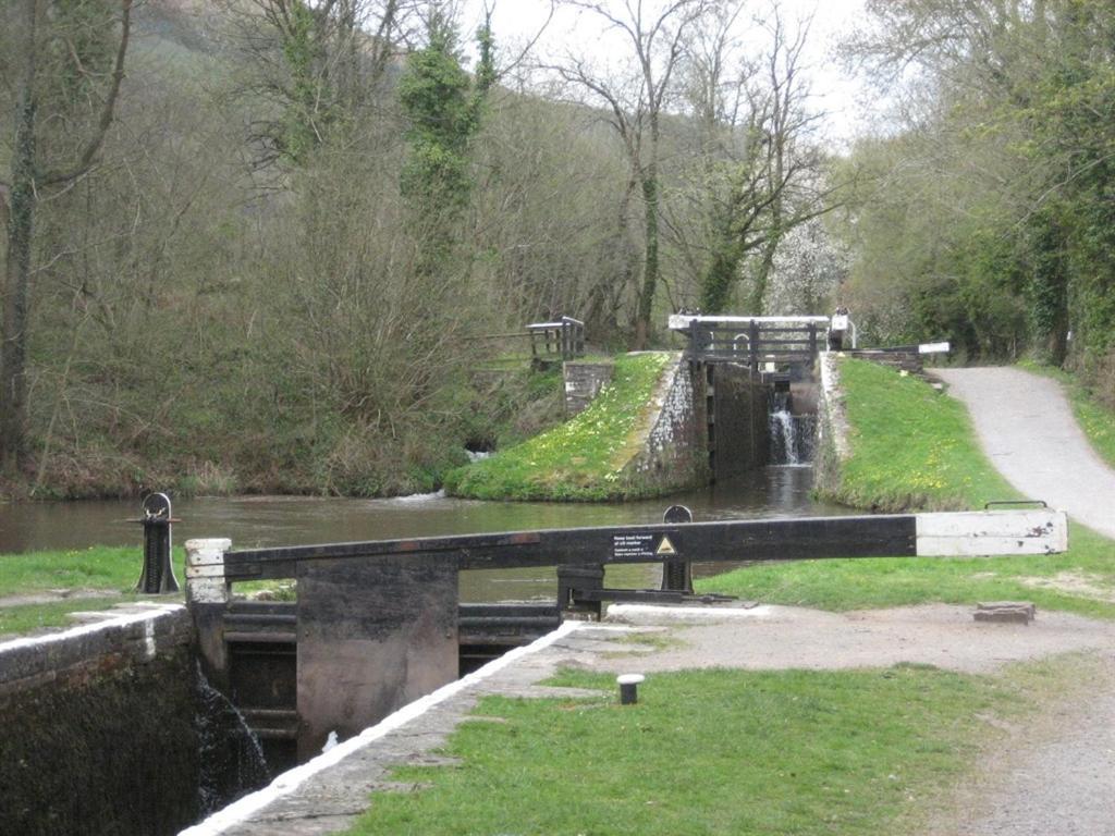 Hotel Cae Y Rhedyn Annexe Crickhowell Exterior foto