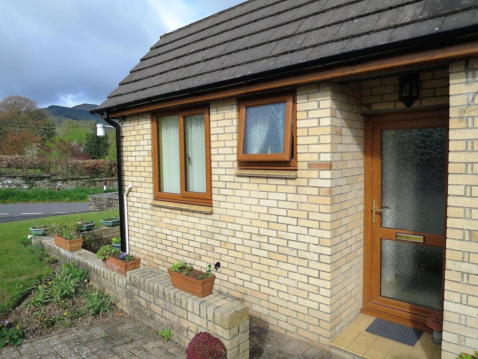 Hotel Cae Y Rhedyn Annexe Crickhowell Exterior foto